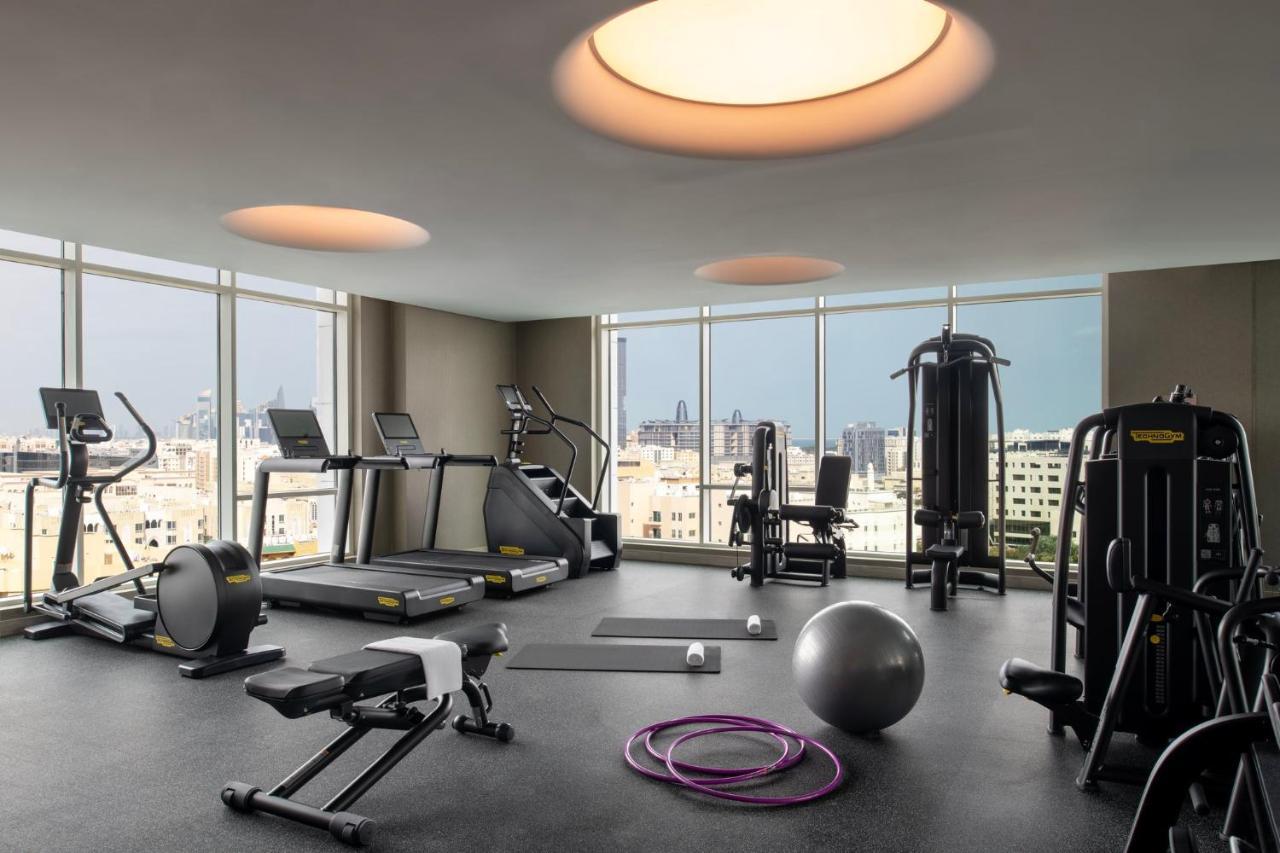 Abesq Doha Hotel And Residences, An Ihg Hotel Esterno foto The gym at the hotel