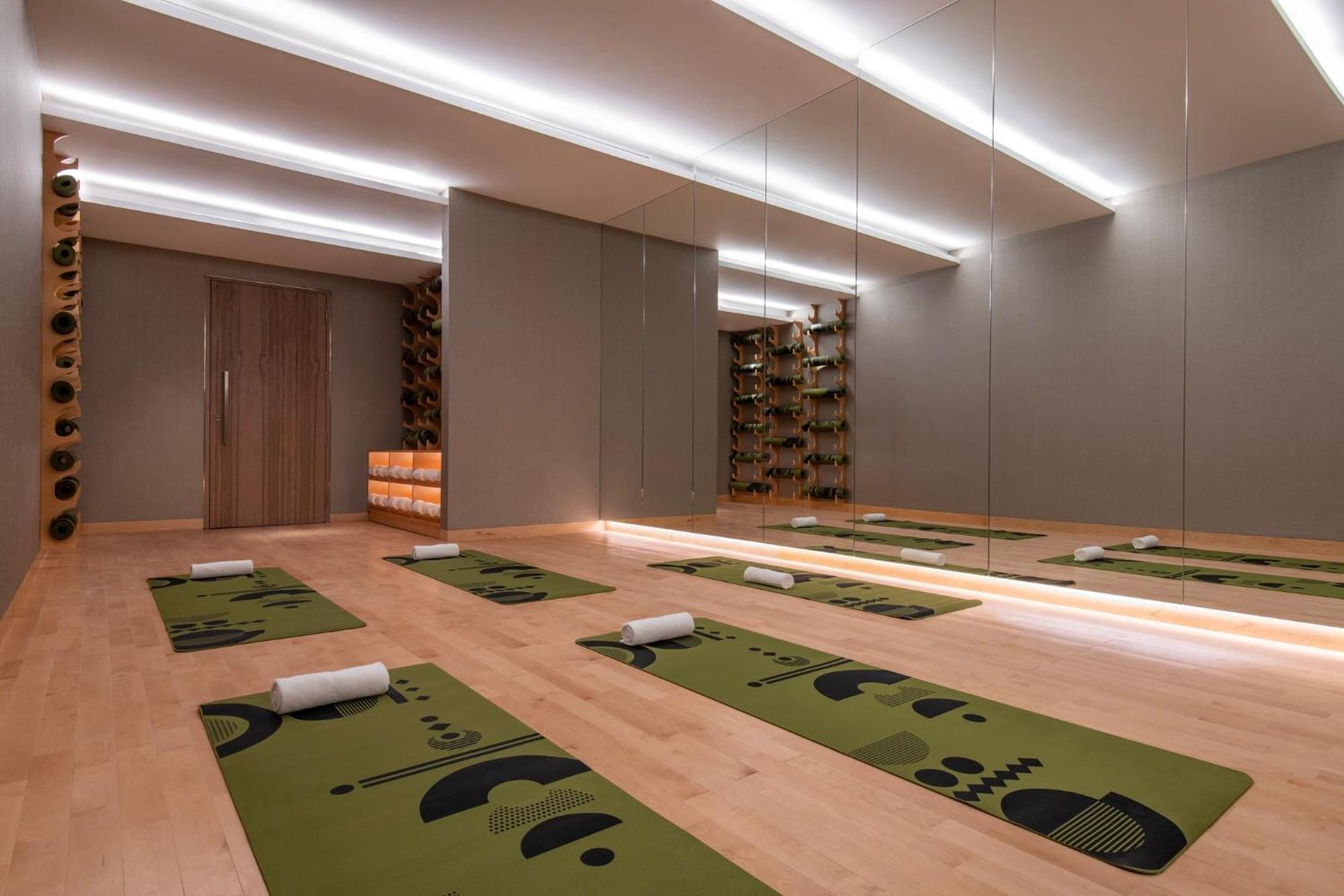 Abesq Doha Hotel And Residences, An Ihg Hotel Esterno foto The Yoga Room